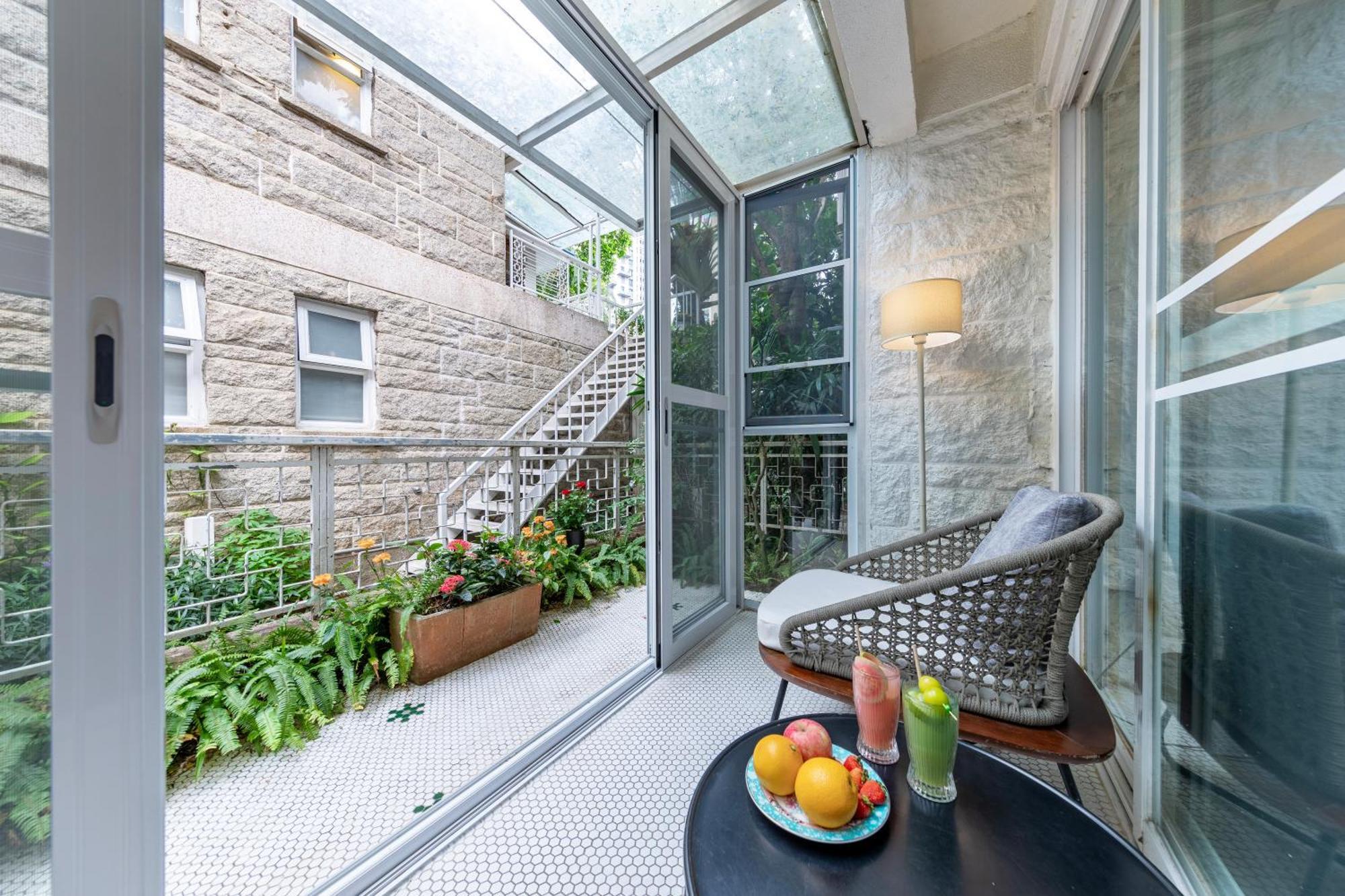 Shenzhen No'6 Garden Villa --French Window With Garden View,Close To Sea World &Shekou Ferry Port &K11 Ecoast &Subway Nearby ,Offer Western Food And Coffee &English Speaking With Tour Services Ngoại thất bức ảnh