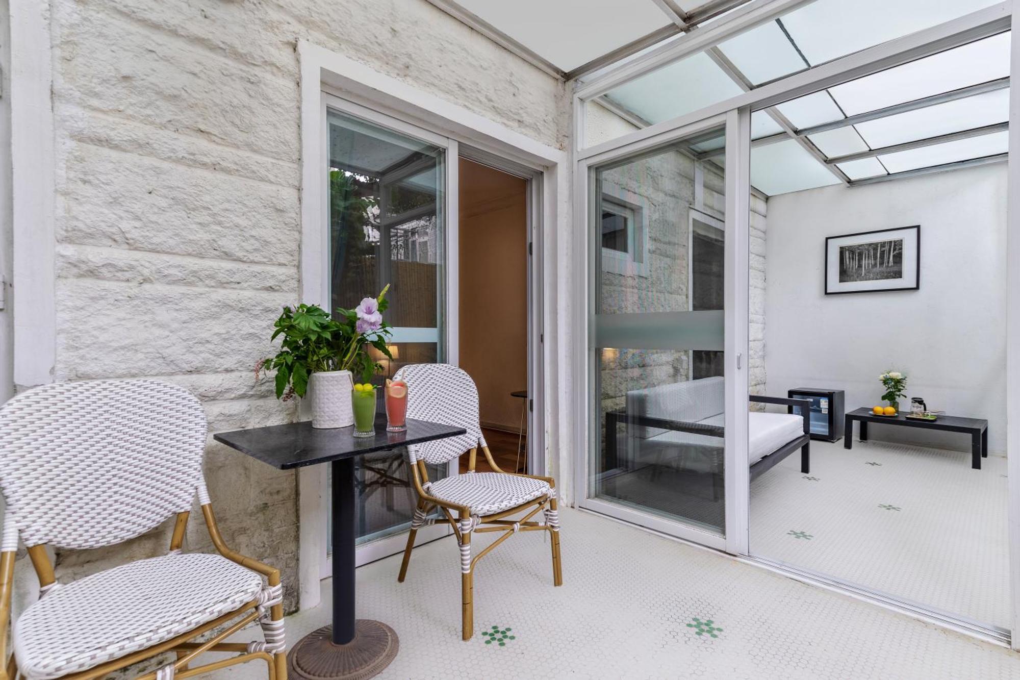 Shenzhen No'6 Garden Villa --French Window With Garden View,Close To Sea World &Shekou Ferry Port &K11 Ecoast &Subway Nearby ,Offer Western Food And Coffee &English Speaking With Tour Services Ngoại thất bức ảnh