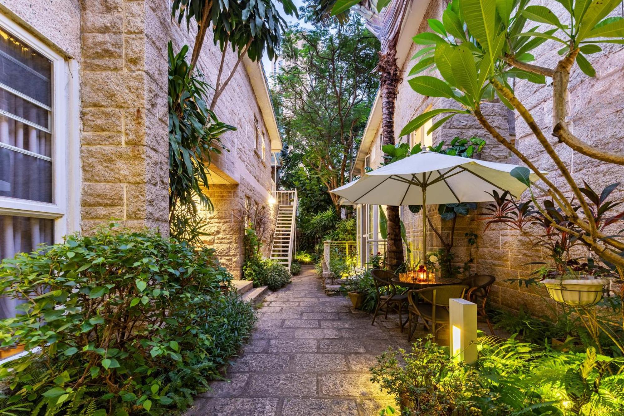Shenzhen No'6 Garden Villa --French Window With Garden View,Close To Sea World &Shekou Ferry Port &K11 Ecoast &Subway Nearby ,Offer Western Food And Coffee &English Speaking With Tour Services Ngoại thất bức ảnh